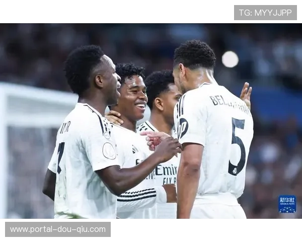 皇家马德里4-1大胜皇家社会,维尼修斯点球梅开二度助球队登顶积分榜 皇家马德里4-1大胜皇家社会,维尼修斯点球梅开二度助球队登顶积分榜